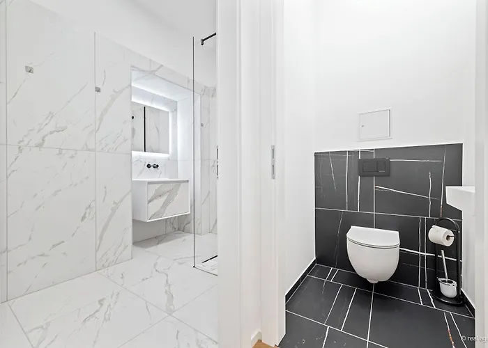 Easy-flat Rokitanskygasse - Near Tram 43 To Center Apartment *